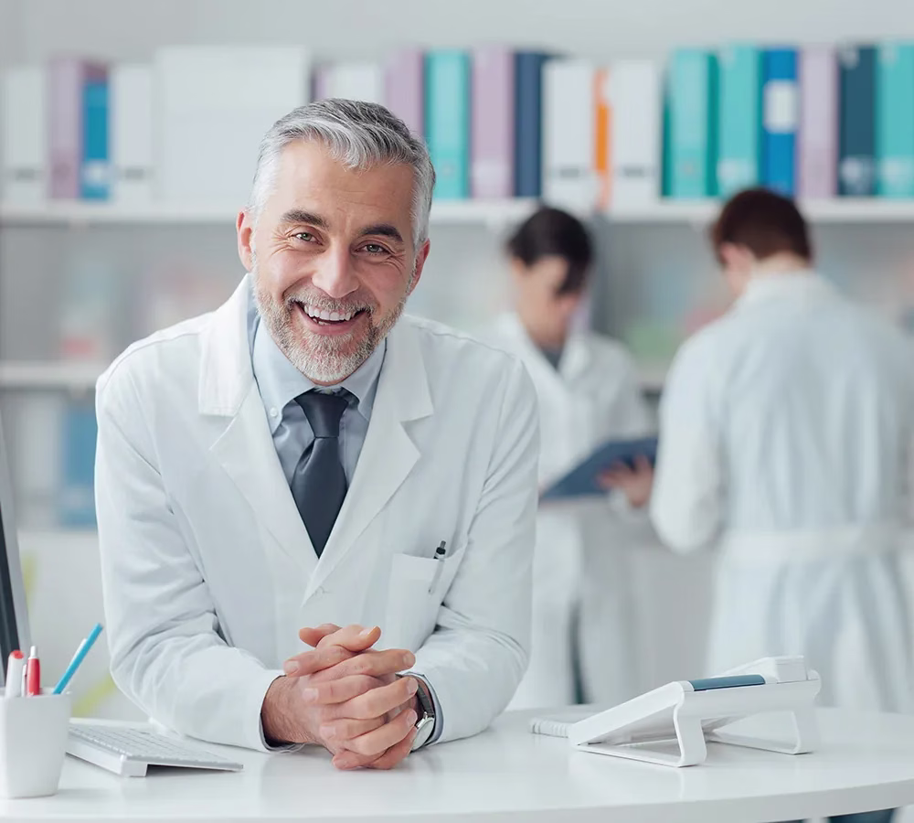 Dentista sonriendo Dentista sonriendo